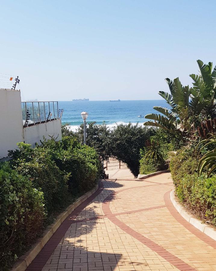 9 Ipanema Umhlanga 5 Sleeper Garden Unit Next To The Oyster Box *
