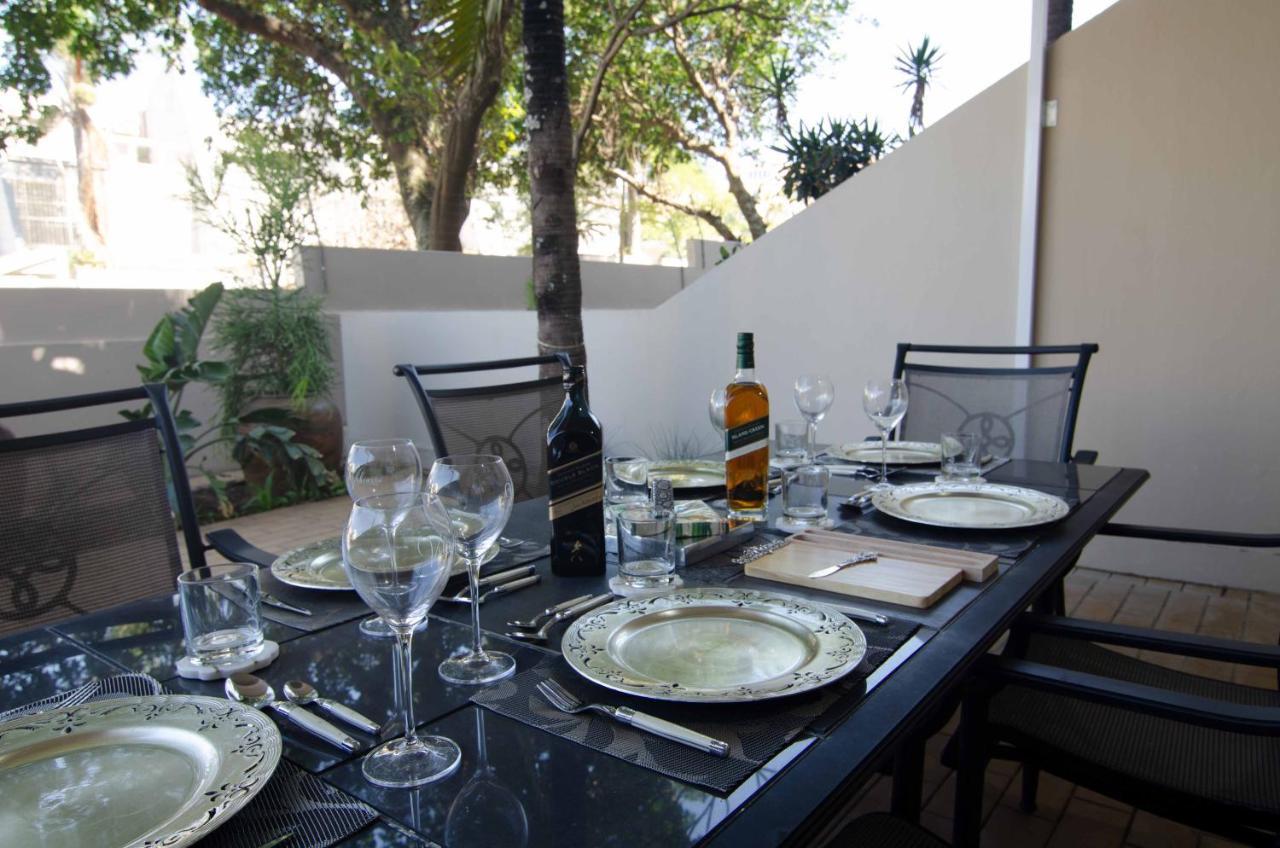 9 Ipanema Umhlanga 5 Sleeper Garden Unit Next To The Oyster Box