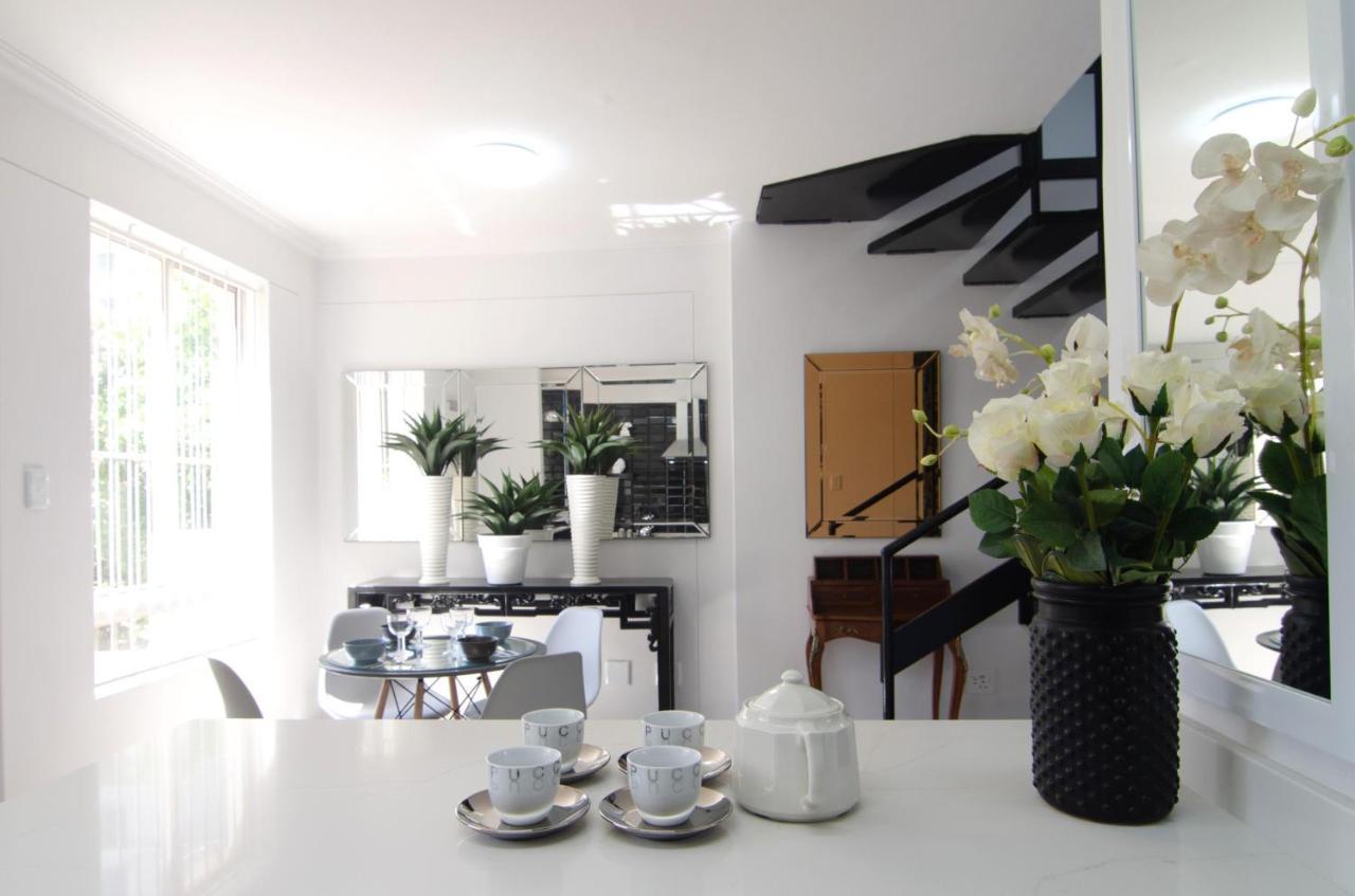 Apartment 9 Ipanema Umhlanga 5 Sleeper Garden Unit Next To The Oyster Box