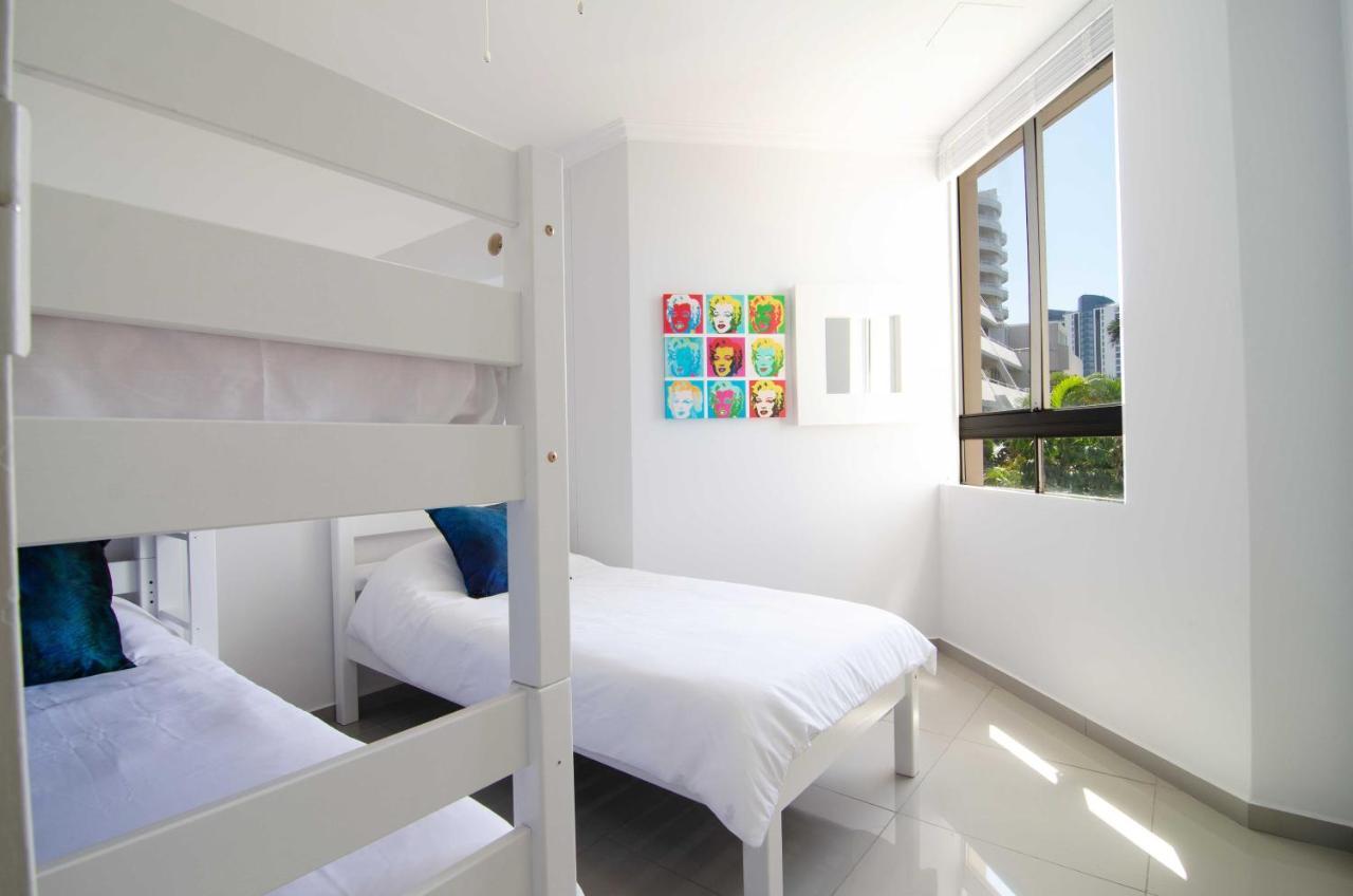 9 Ipanema Umhlanga 5 Sleeper Garden Unit Next To The Oyster Box * Durban