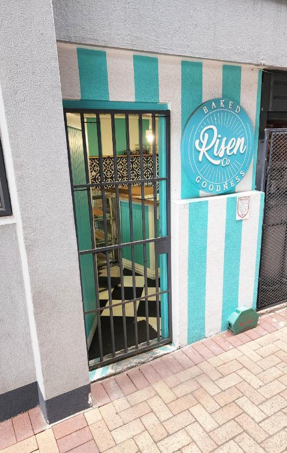 9 Ipanema Umhlanga 5 Sleeper Garden Unit Next To The Oyster Box